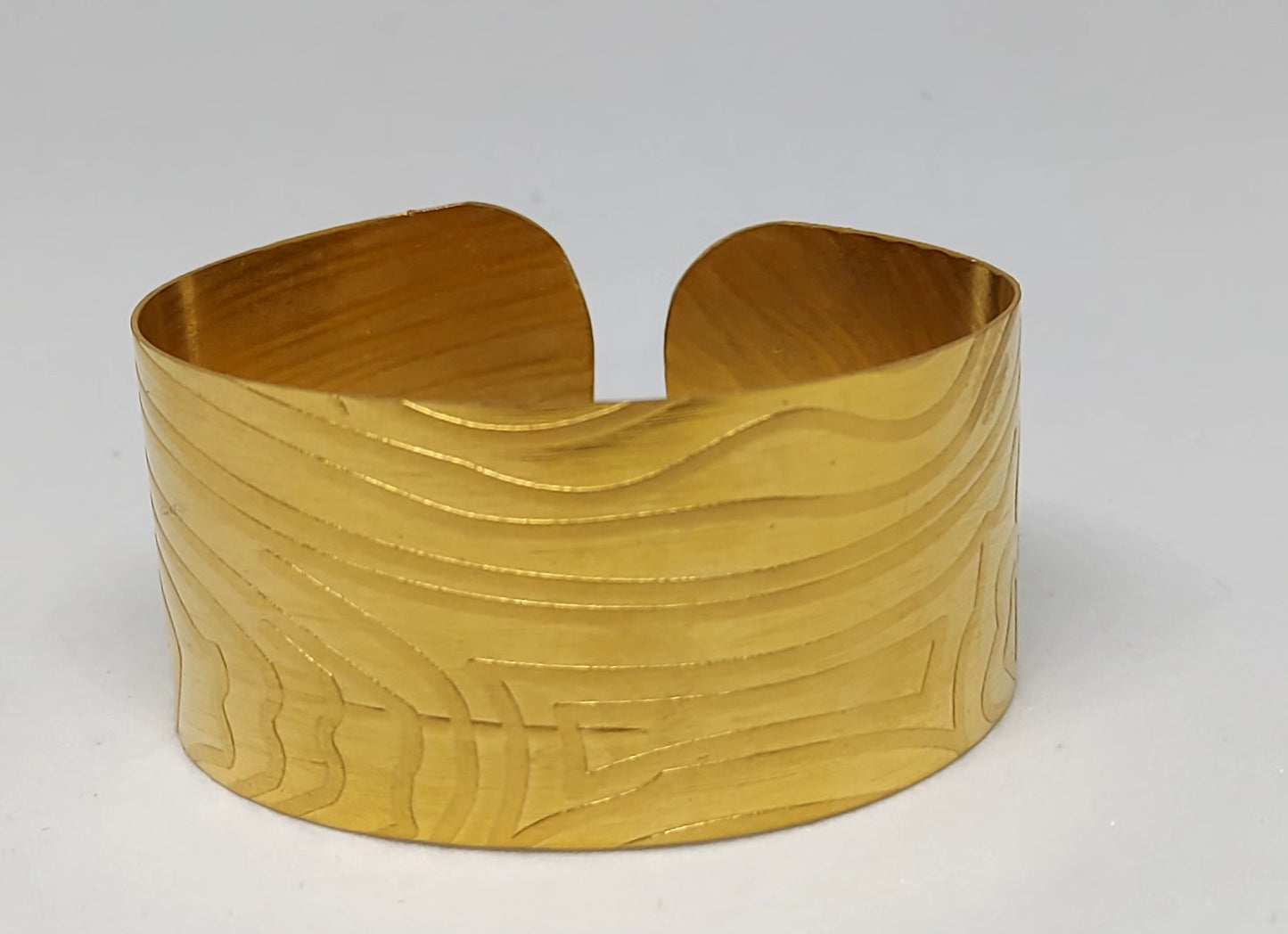 Wavy Striped Brass Cuff