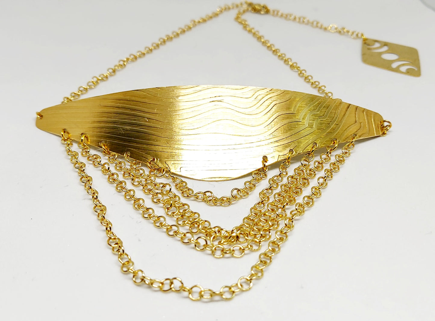 Wavy Striped Brass Choker