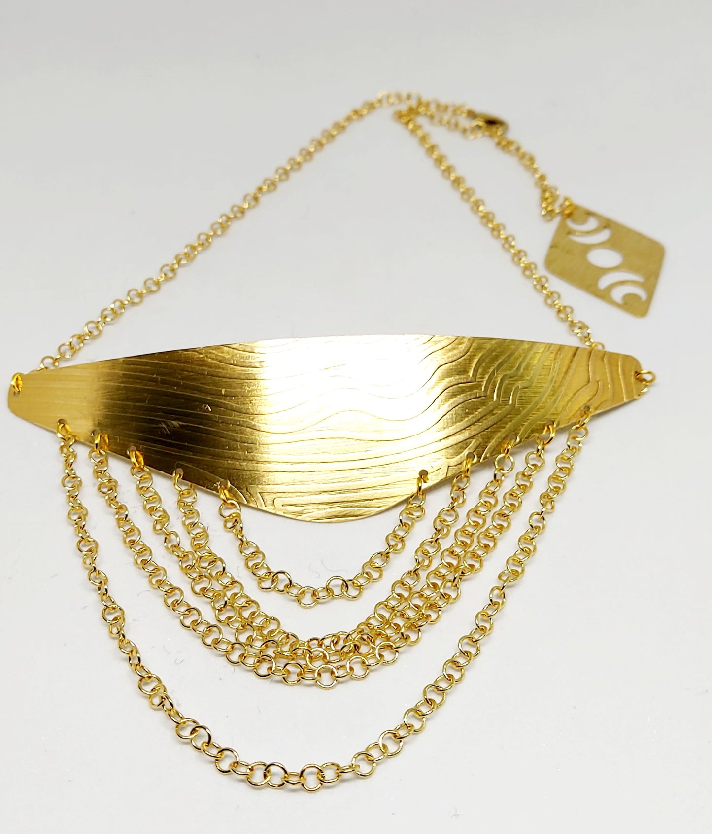 Wavy Striped Brass Choker