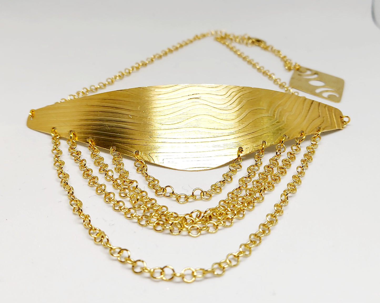 Wavy Striped Brass Choker