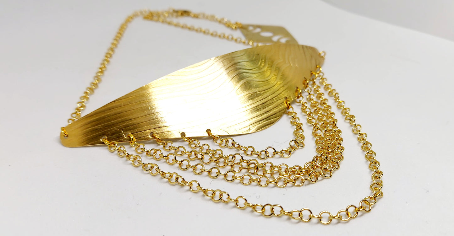 Wavy Striped Brass Choker