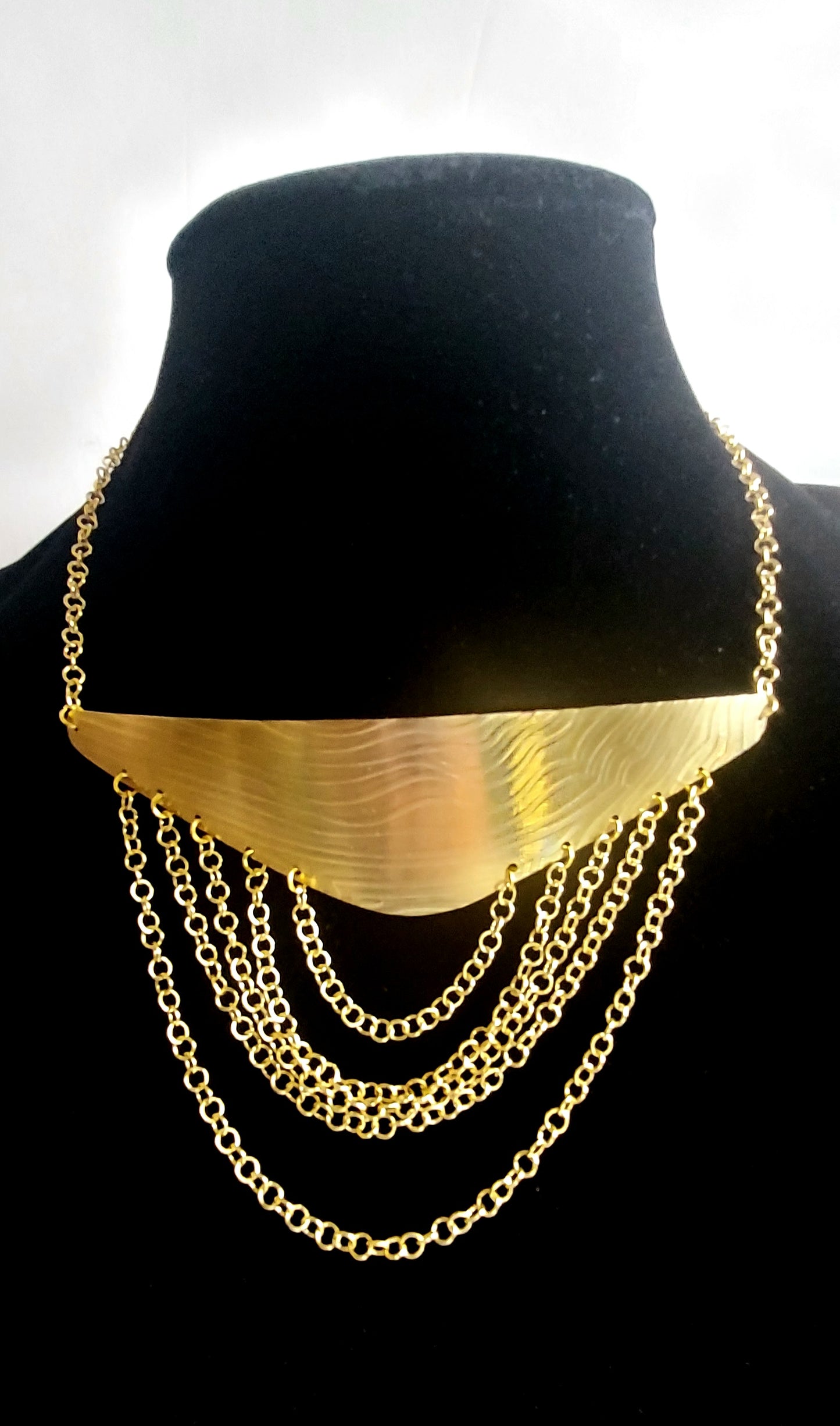 Wavy Striped Brass Choker